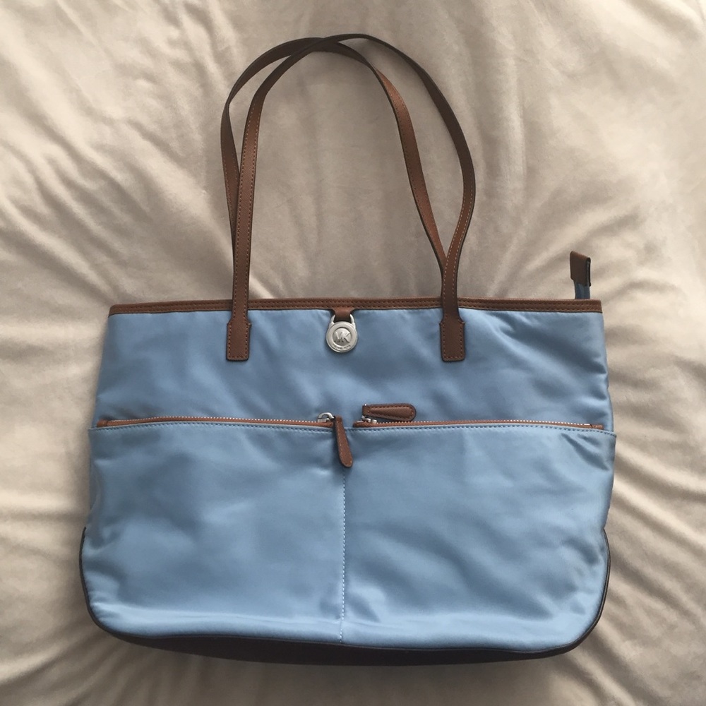 MICHAEL KORS KEMPTON LARGE POCKET TOTE